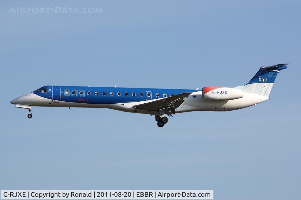 G-RJXE, 2000 Embraer EMB-145EP (ERJ-145EP) C/N 145245, at bru