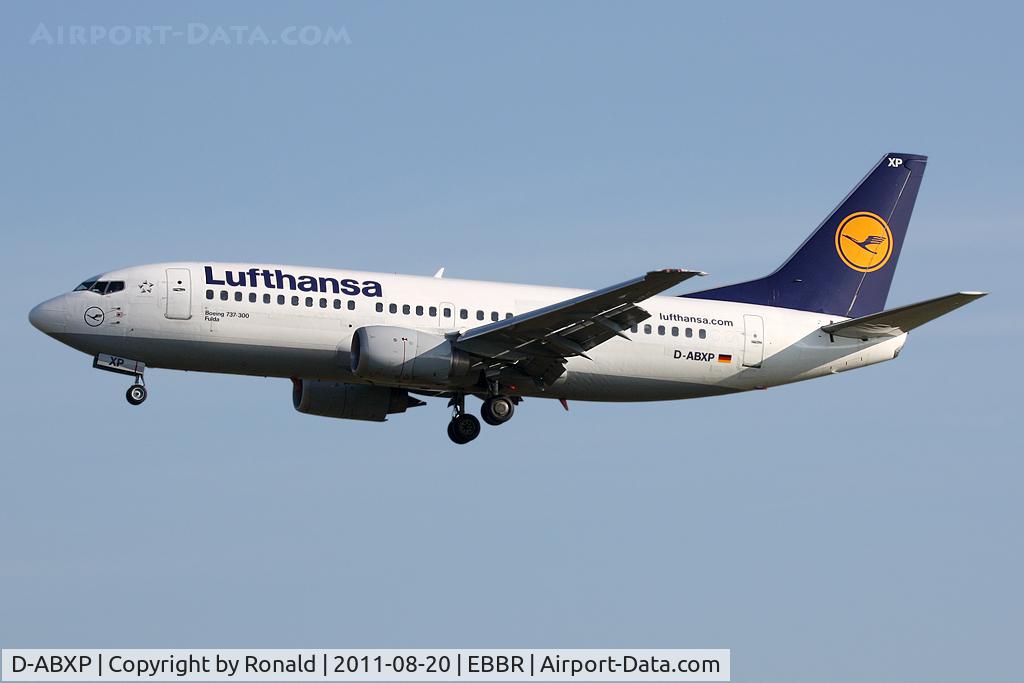 D-ABXP, 1988 Boeing 737-330 C/N 23874, at bru