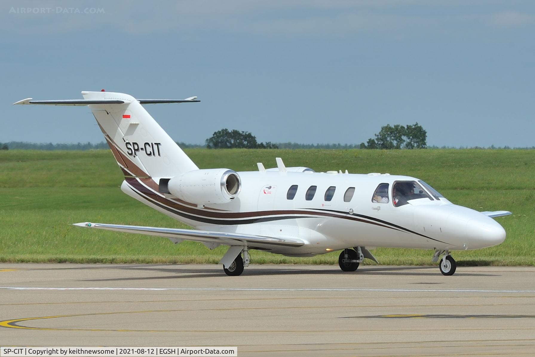SP-CIT, Cessna 525 Citation CJ1 C/N 525-0494, Leaving Norwich for Bremen.
