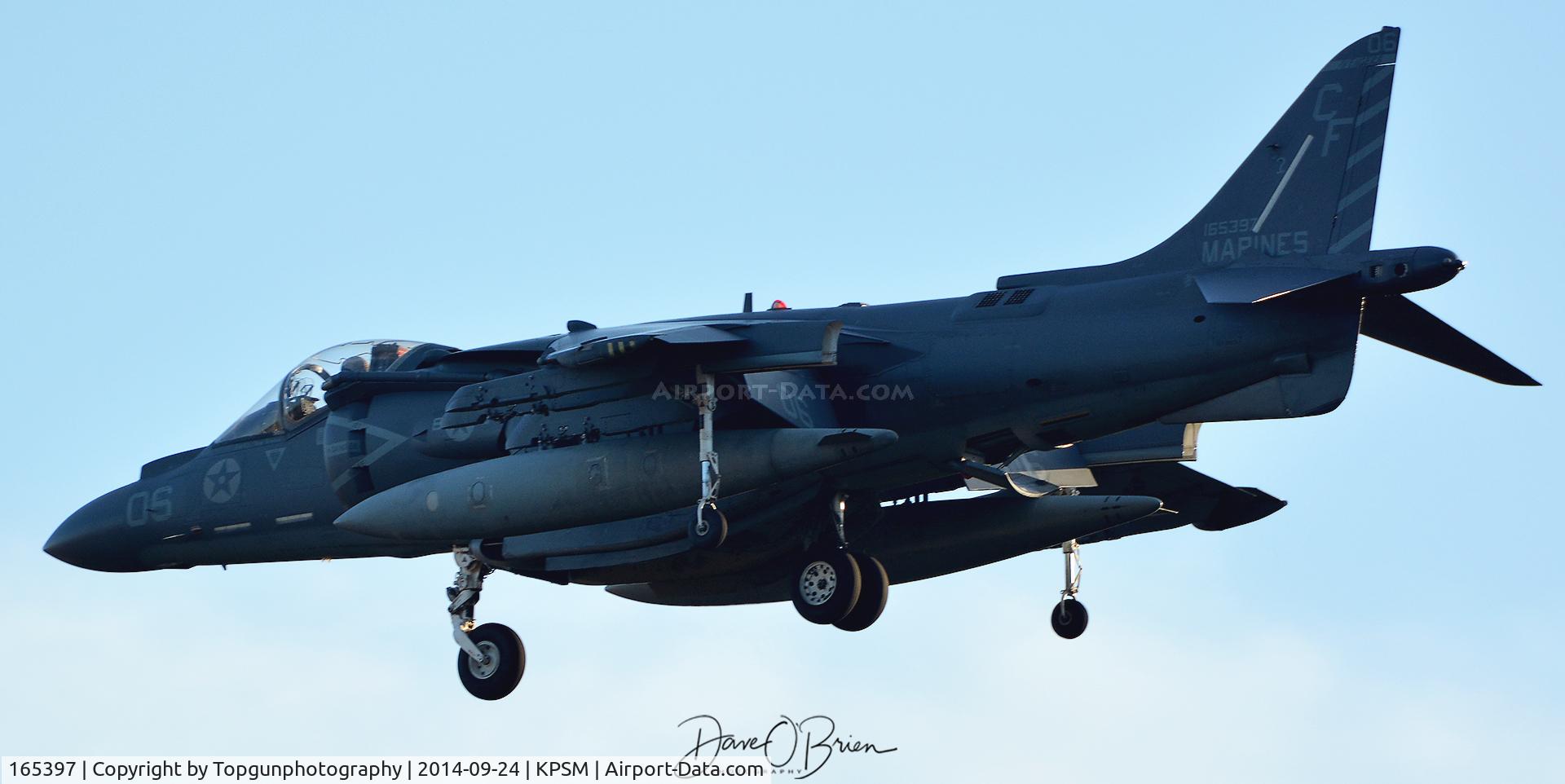 165397, McDonnell Douglas AV-8B Harrier II C/N 512012/12, CUBE41 inbound RW16