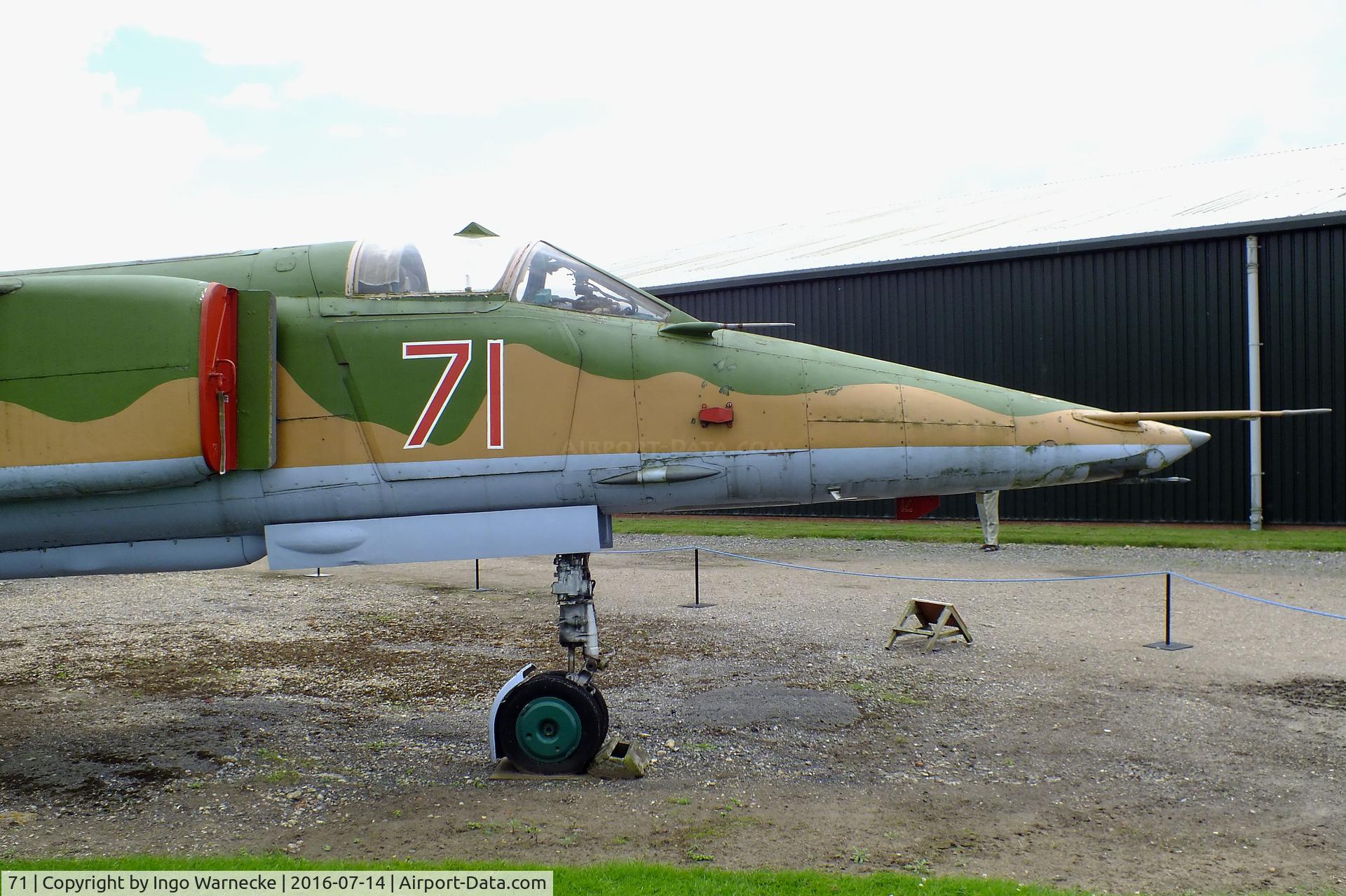 71, Mikoyan-Gurevich MiG-27K C/N 61912507006, Mikoyan i Gurevich MiG-27K FLOGGER-J2 at the Newark Air Museum