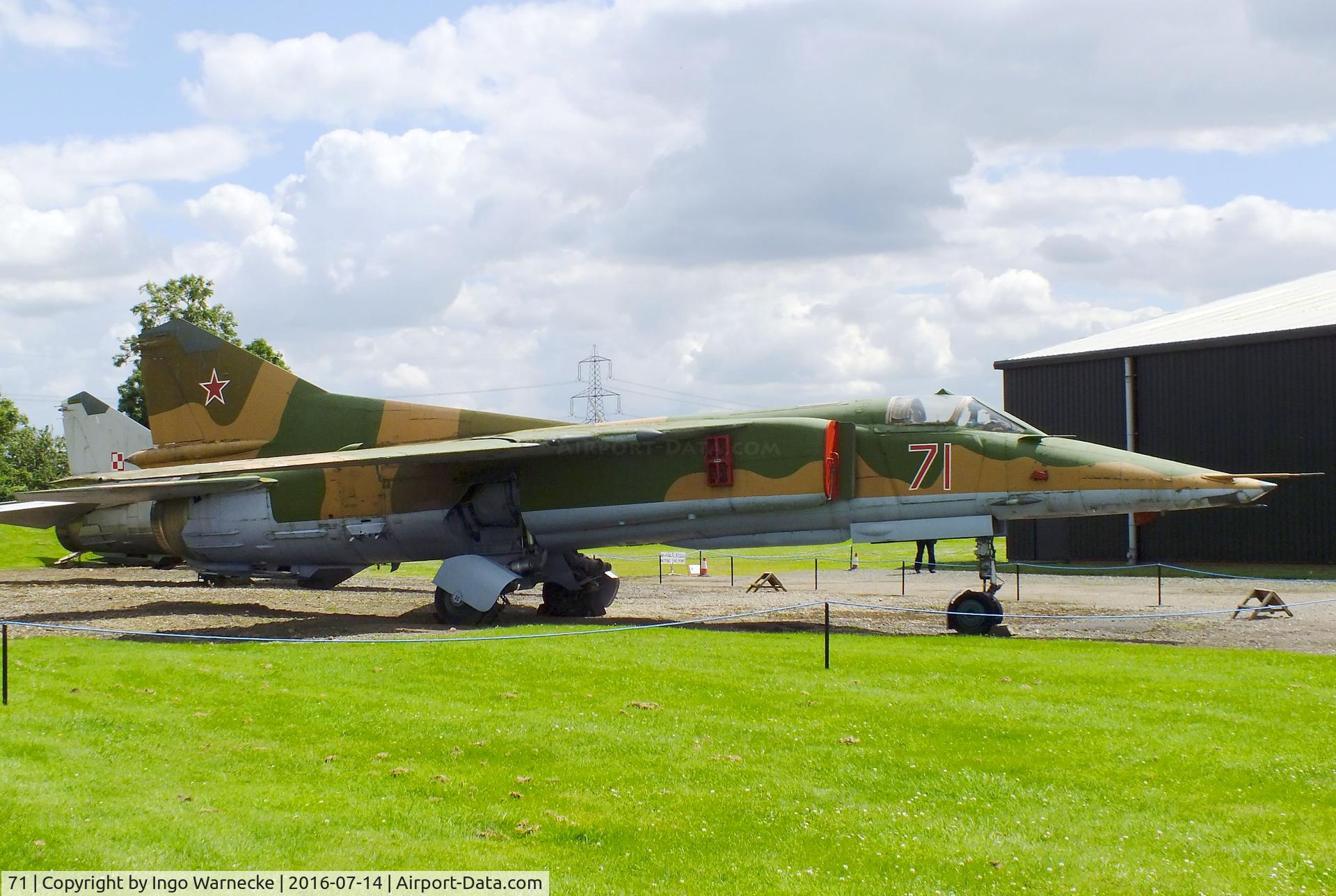 71, Mikoyan-Gurevich MiG-27K C/N 61912507006, Mikoyan i Gurevich MiG-27K FLOGGER-J2 at the Newark Air Museum