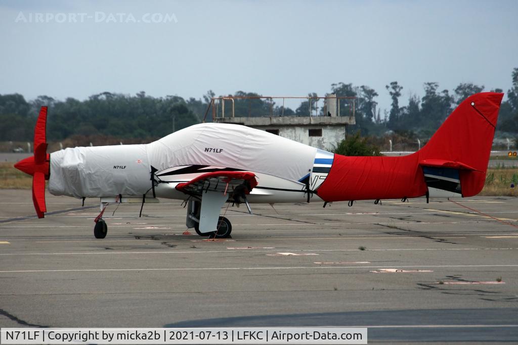 N71LF, 2018 Lancair Evolution C/N EVO-088, Parked