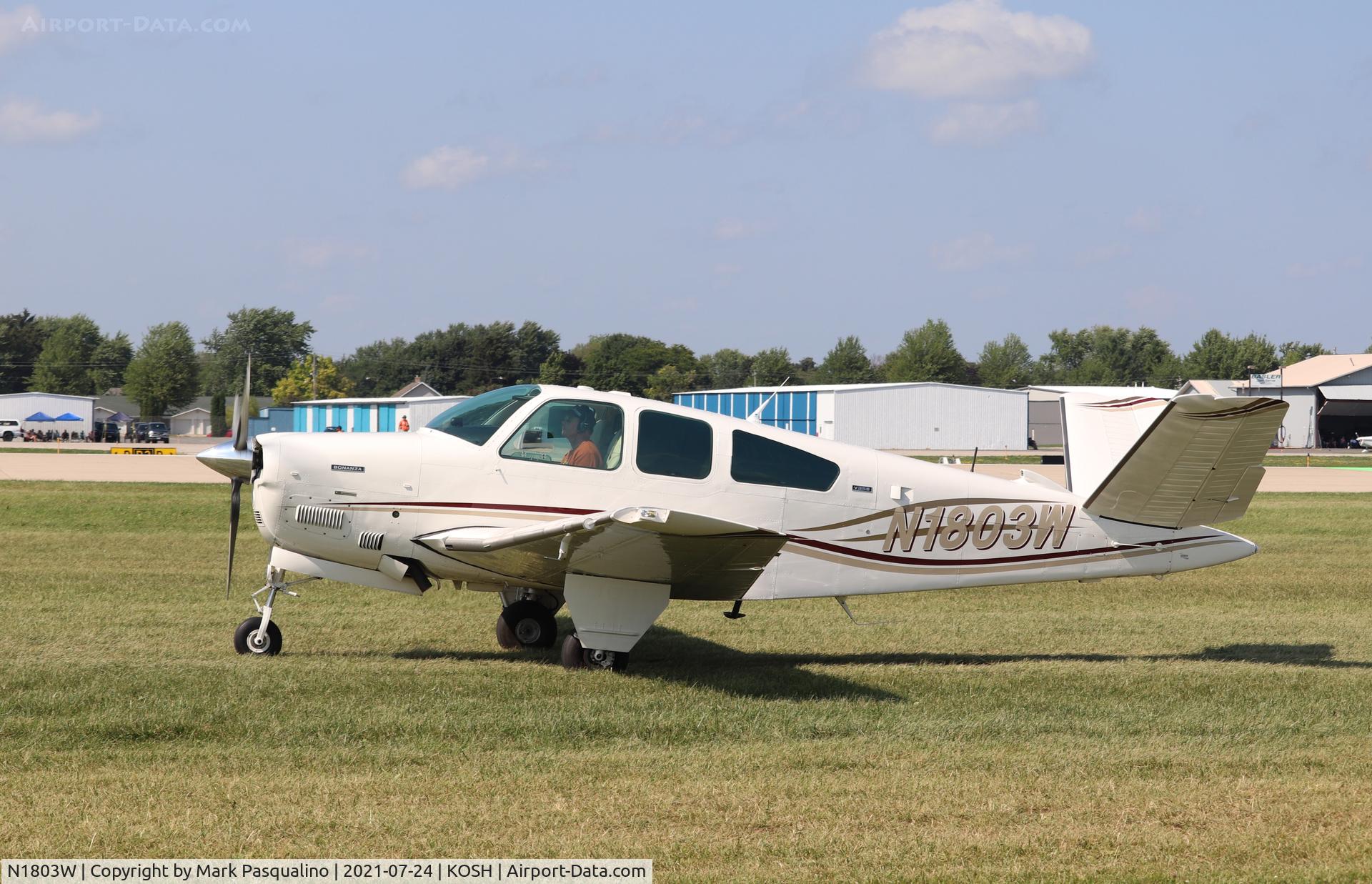 N1803W, 1972 Beech V35B Bonanza C/N D-9421, Beech V35B