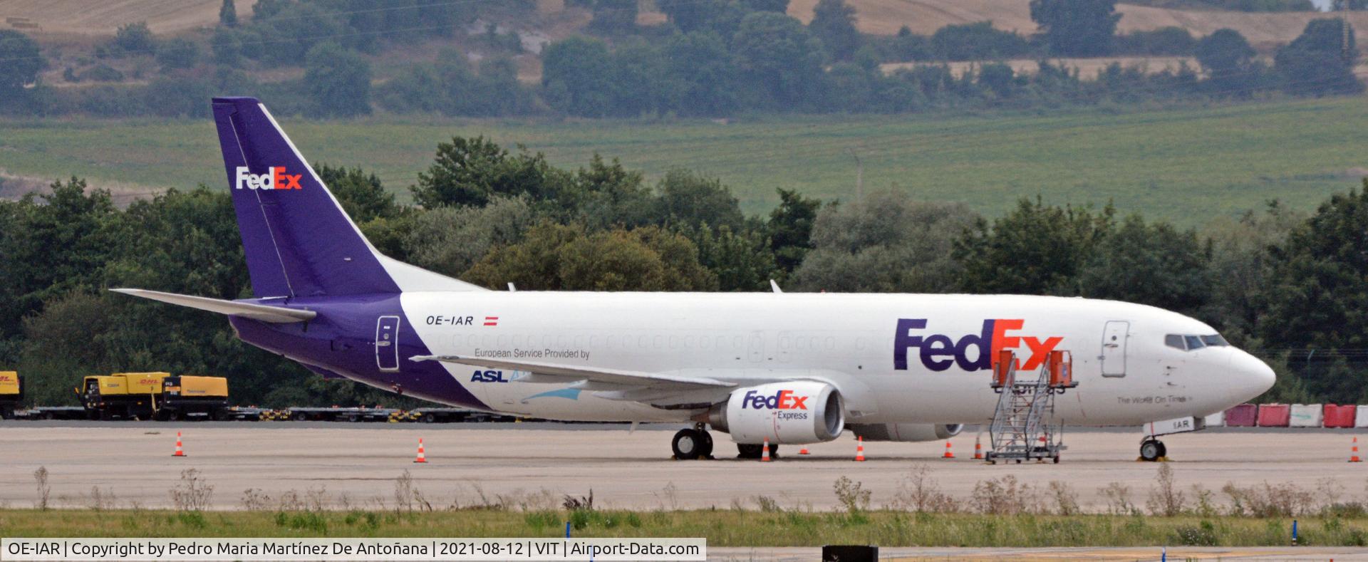 OE-IAR, 1998 Boeing 737-4M0 C/N 29208, Aeropuerto de Foronda - Vitoria-Gasteiz - Euskadi - España