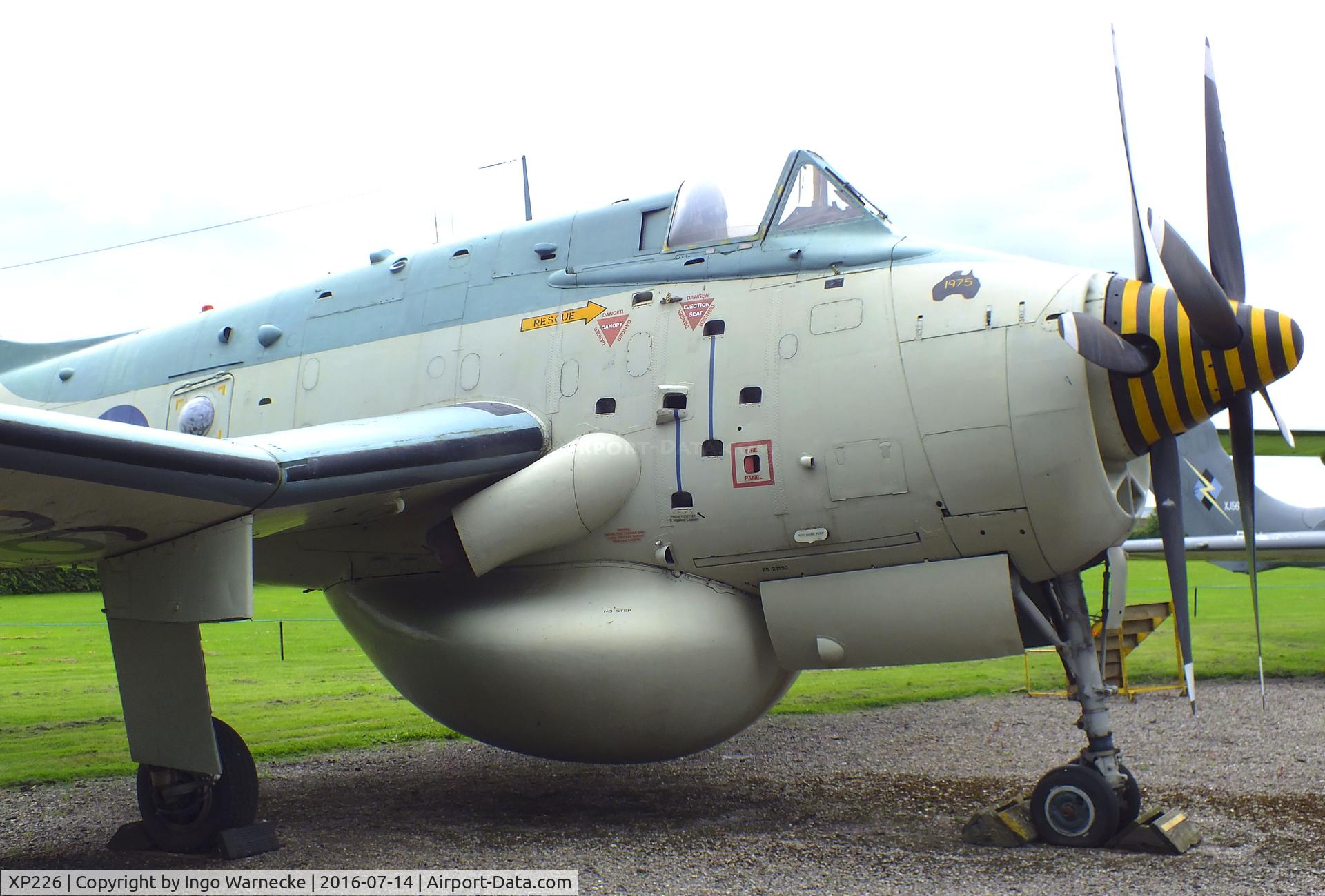 XP226, 1962 Fairey Gannet AEW.3 C/N F9468, Fairey Gannet AEW3 at the Newark Air Museum
