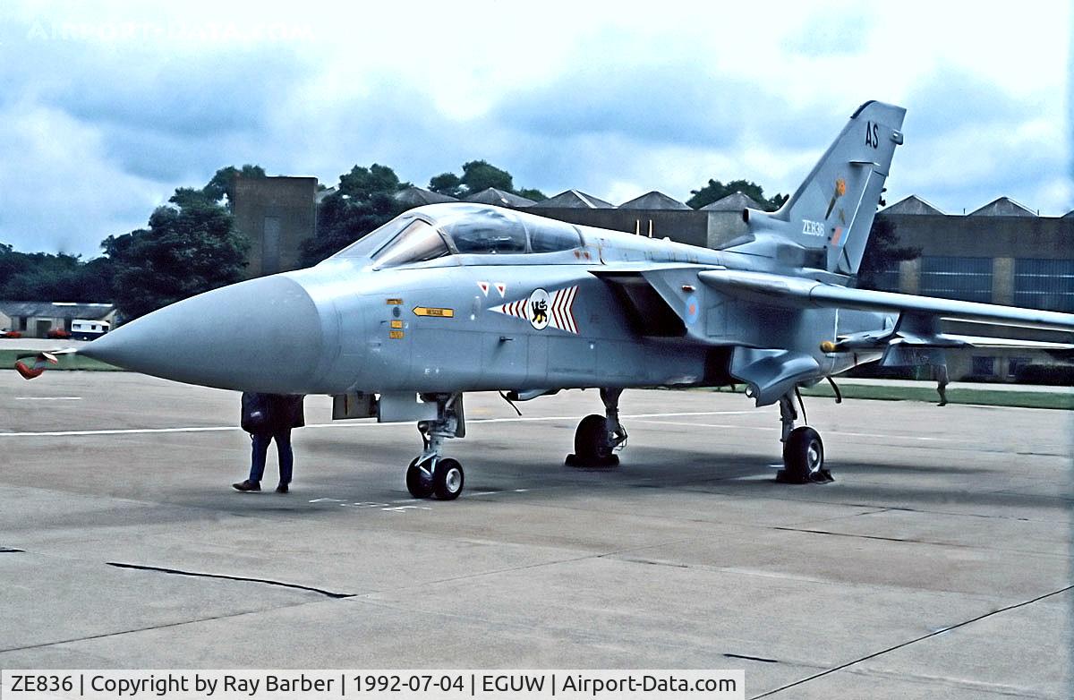 ZE836, 1988 Panavia Tornado F.3 C/N 728/AS080/3331, ZE836   Panavia Tornado F3 [AS080] (Royal Air Force) RAF Wattisham~G 04/07/1992