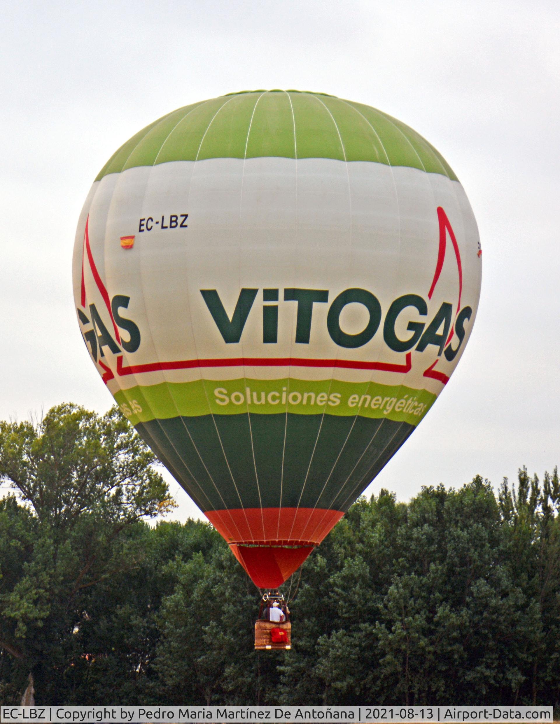 EC-LBZ, 2009 UltraMagic M-77 C/N 77/323, Haro - La Rioja - españa