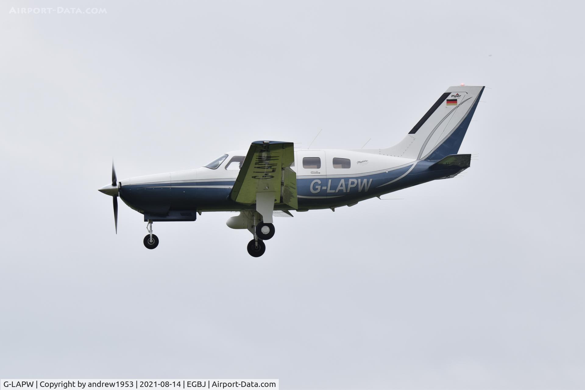 G-LAPW, 2002 Piper PA-46-350P Malibu Mirage C/N 4636327, G-LAPW at Gloucestershire Airport.