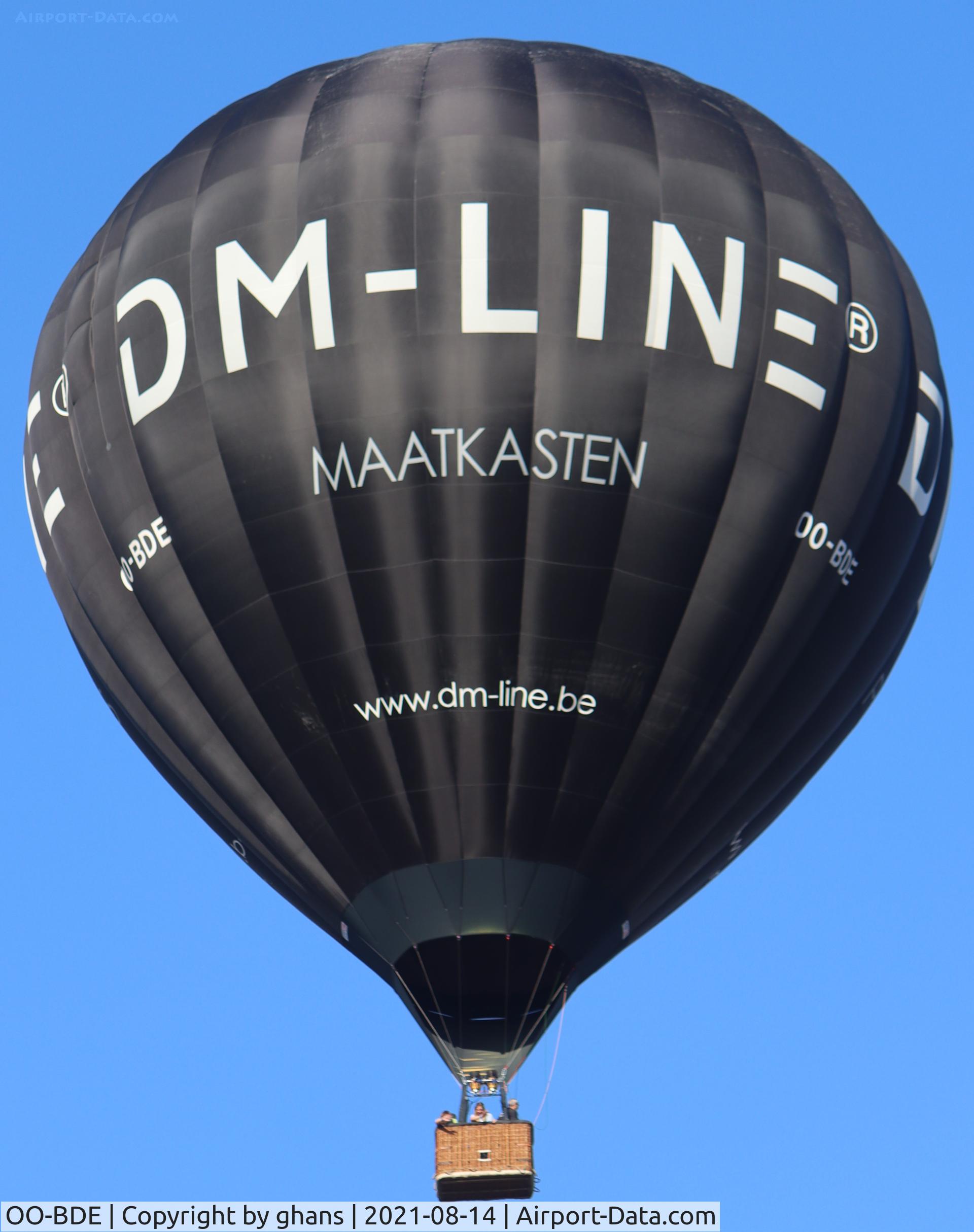 OO-BDE, 2016 Cameron N-120 C/N 12020, @ Deinze