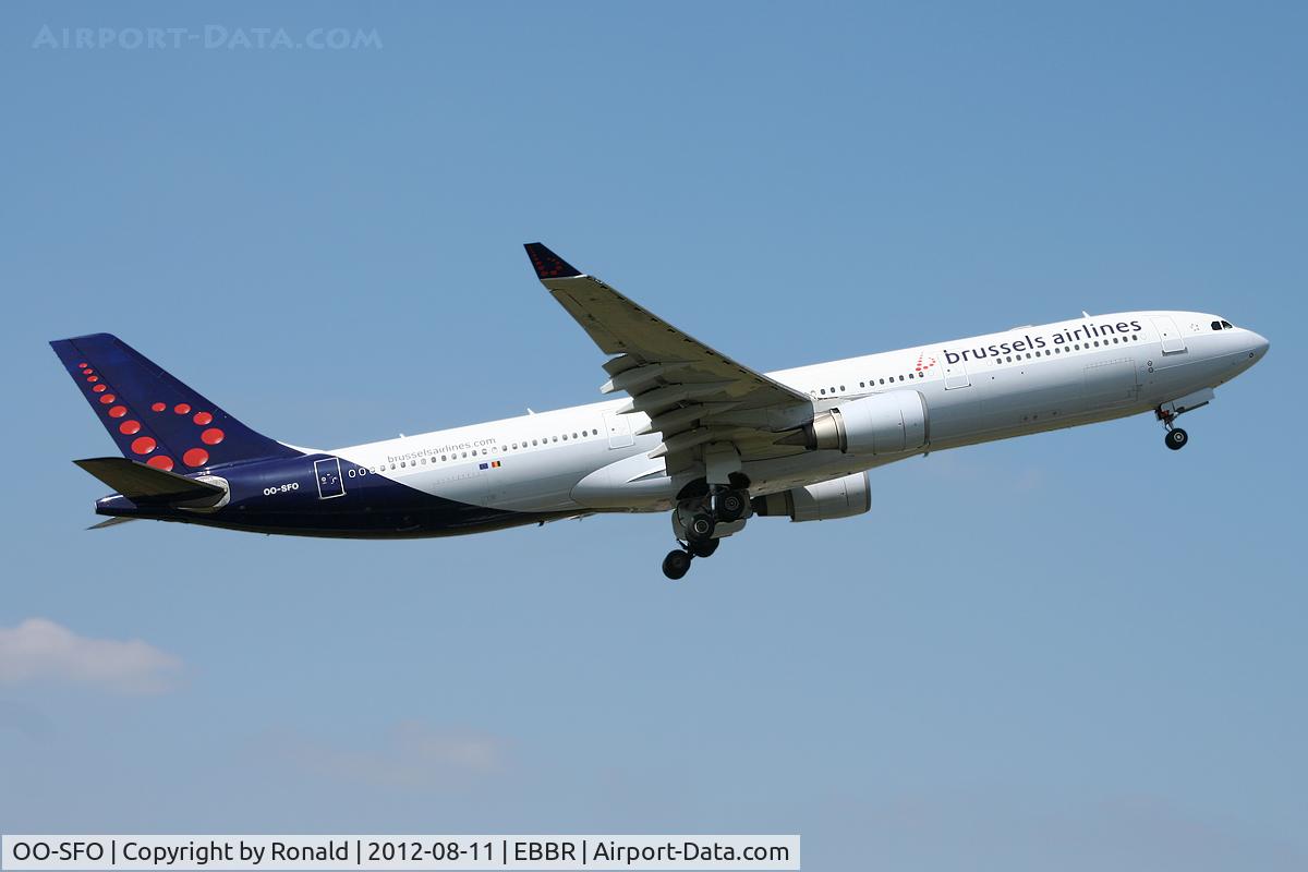OO-SFO, 1994 Airbus A330-301 C/N 045, at bru