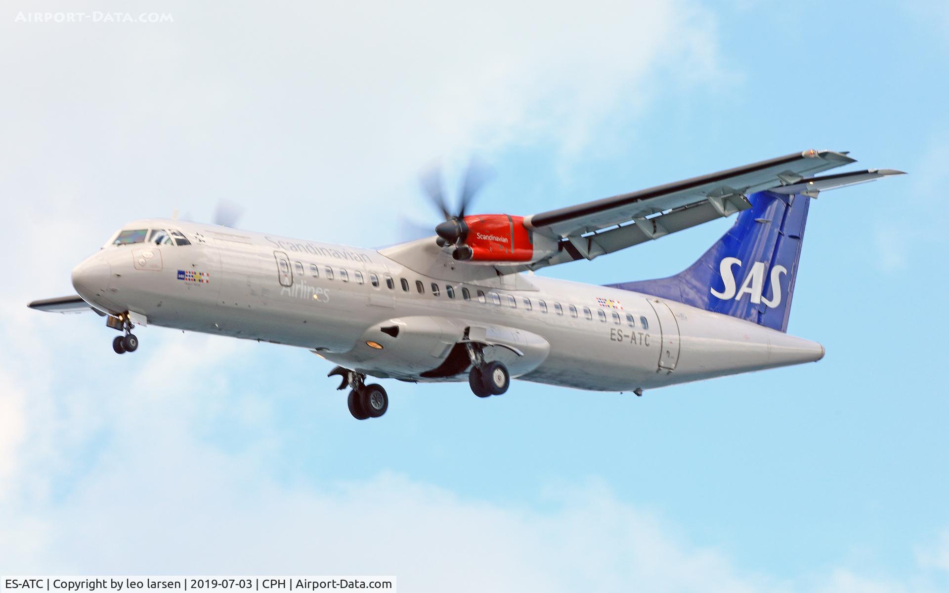 ES-ATC, 2014 ATR 72-212A C/N 1164, Copenhagen 3.7.2019 on final to R-30