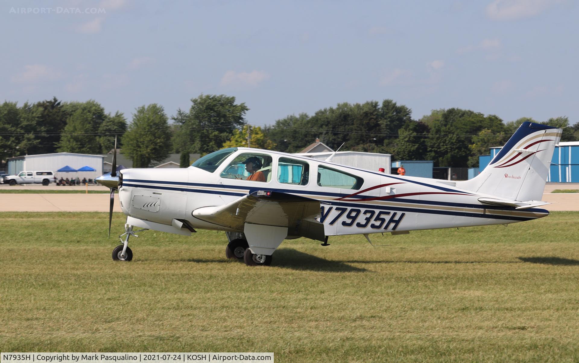 N7935H, 1992 Beech F33A Bonanza C/N CE-1640, Beech F33A
