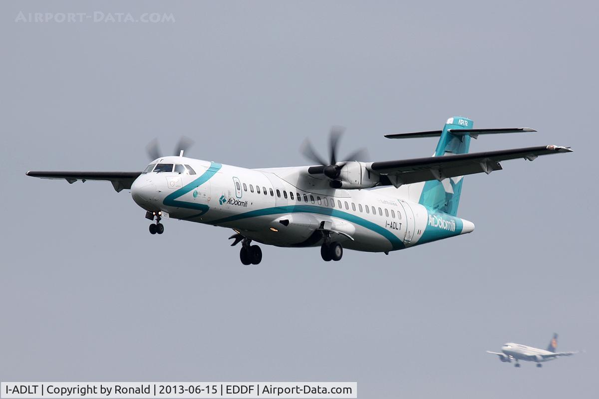 I-ADLT, 2000 ATR 72-212A C/N 638, at fra