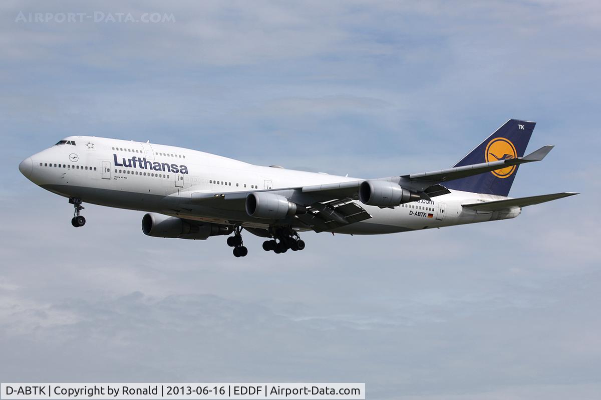 D-ABTK, 2001 Boeing 747-430 C/N 29871, at fra