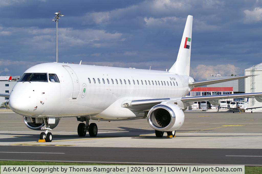 A6-KAH, 2010 Embraer ERJ-190-100ECJ Lineage 1000 C/N 19000236, Royal Jet Embraer 190 Lineage 1000