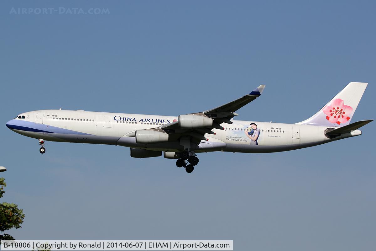B-18806, 2001 Airbus A340-313 C/N 433, at spl
