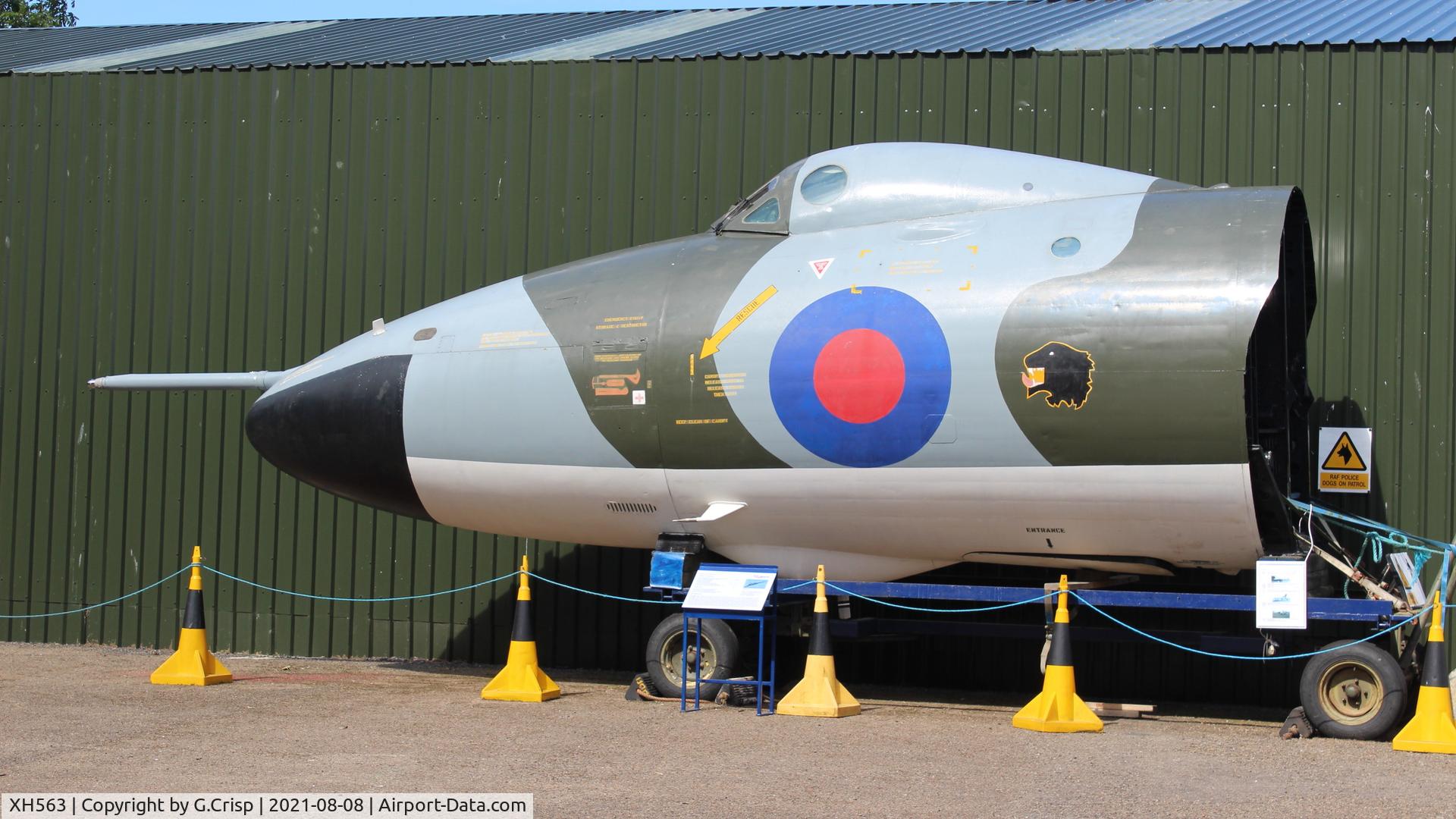 XH563, 1960 Avro Vulcan B.2(MRR) C/N Set 17, Morayvia, Moray UK