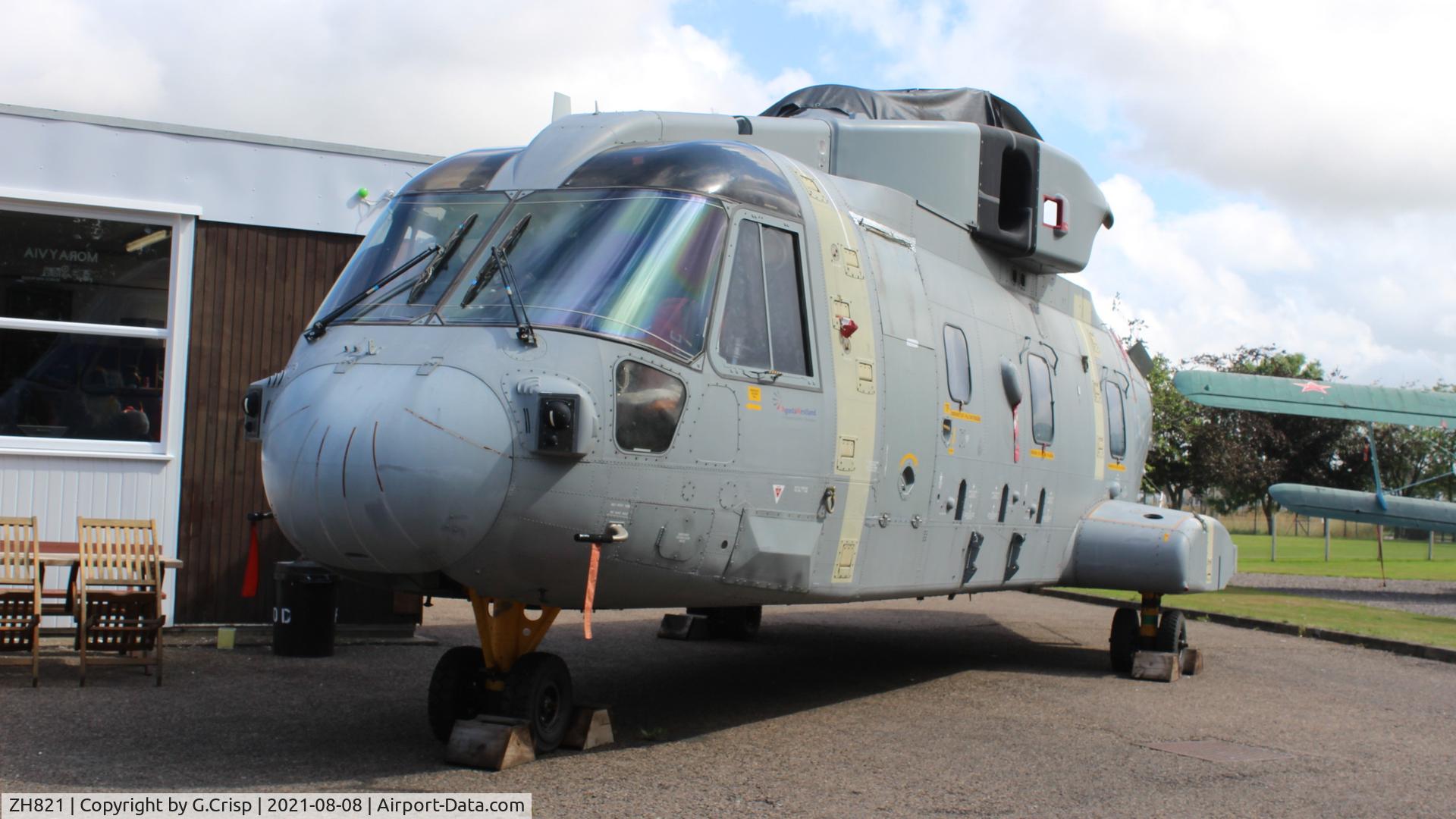 ZH821, 1995 AgustaWestland EH-101 Merlin HM.1 C/N 50011/RN01, Morayvia, Moray UK