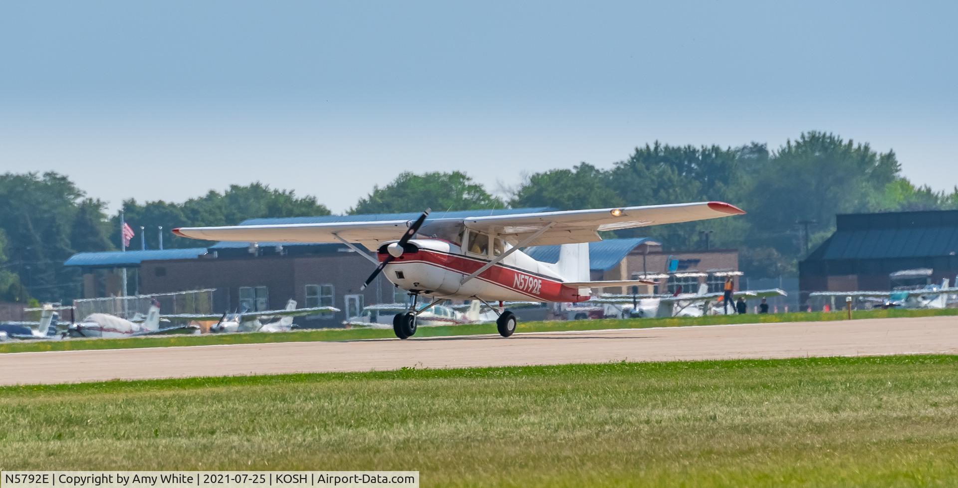 N5792E, 1959 Cessna 150 C/N 17292, Landing at OSH