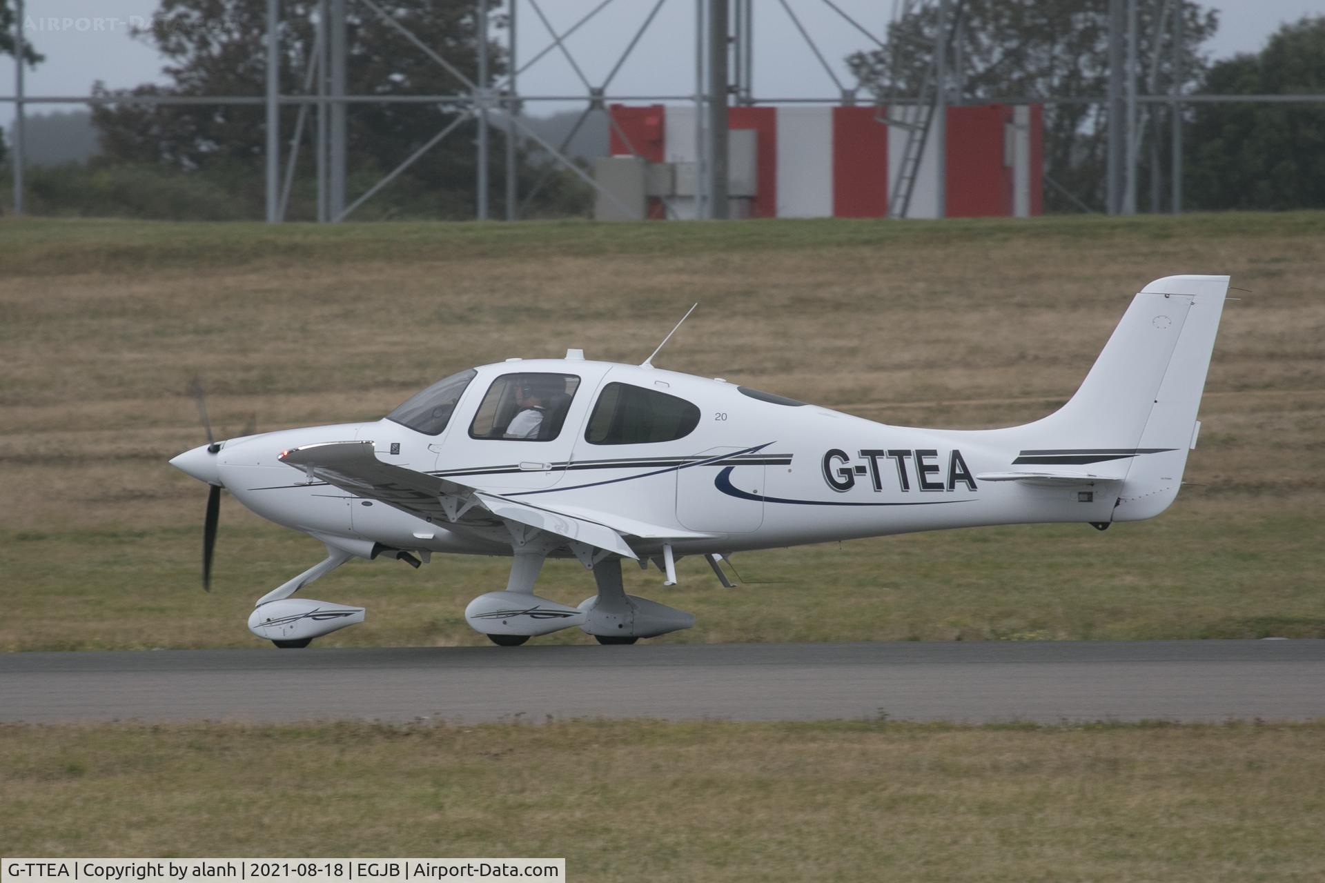 G-TTEA, 2017 Cirrus SR20 C/N 2351, Rolling out on arrival at Guernsey