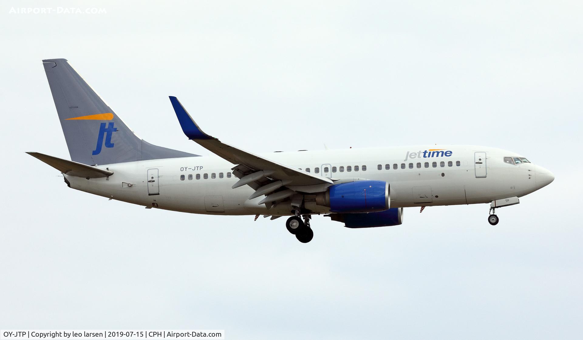 OY-JTP, 2005 Boeing 737-79L C/N 34022, Copenhagen 15.7.2019