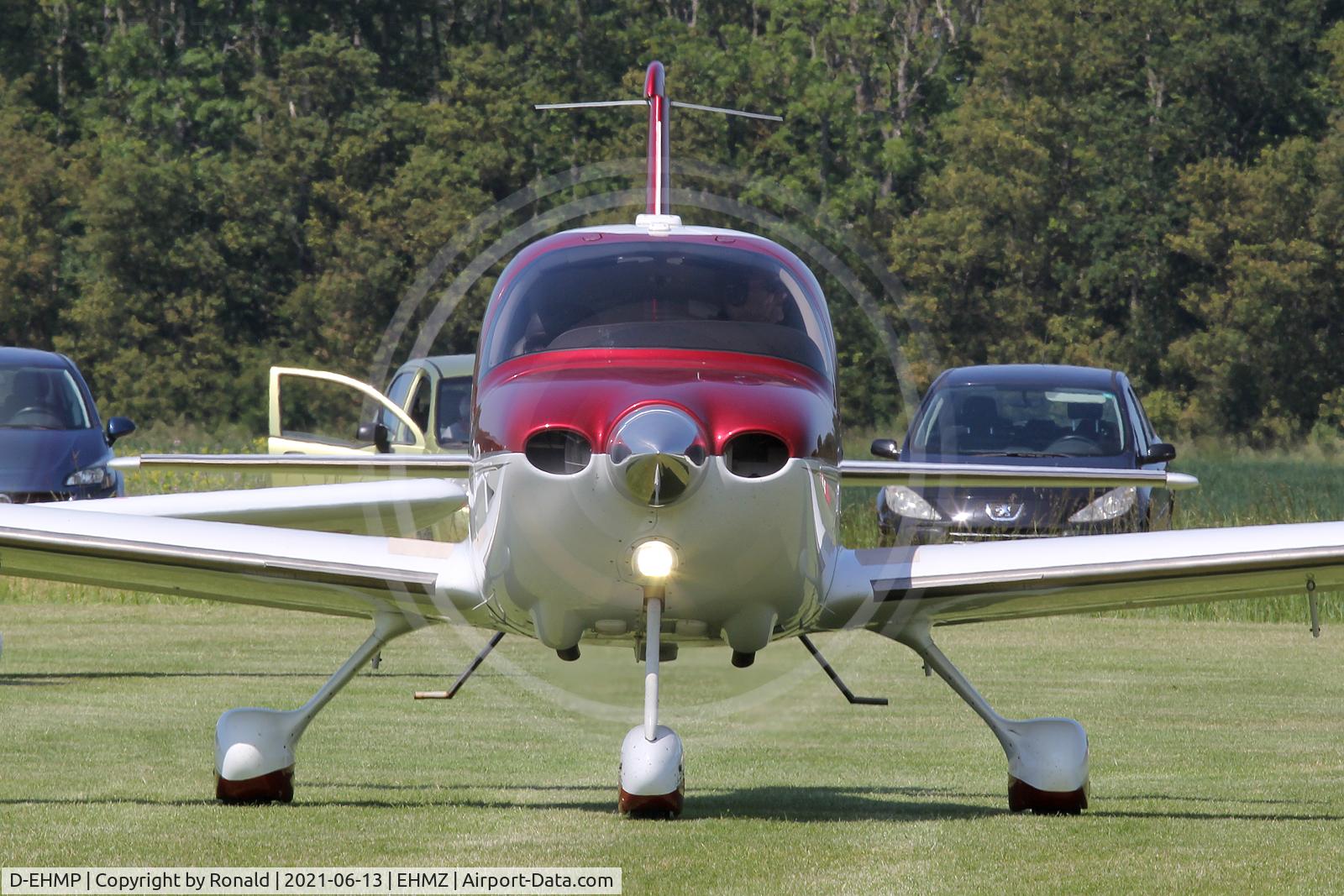D-EHMP, 2008 Cirrus SR22 G3 GTS C/N 3143, at ehmz