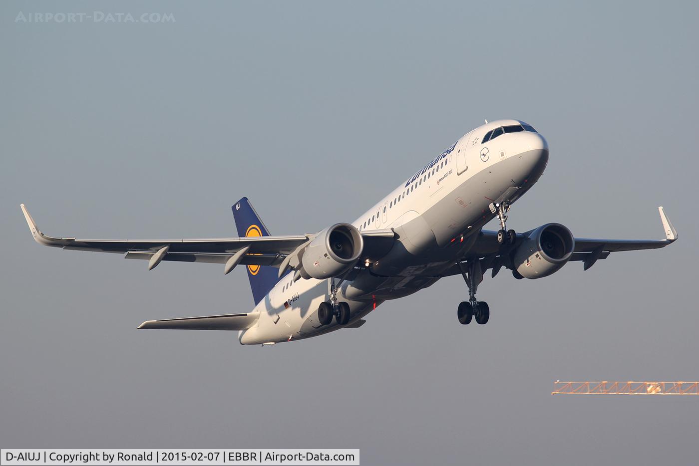 D-AIUJ, 2014 Airbus A320-214 C/N 6301, at bru