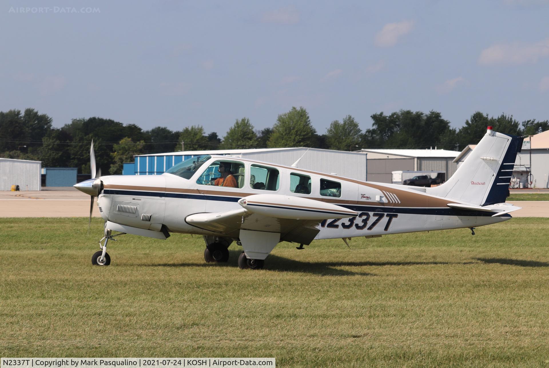 N2337T, 1997 Raytheon Aircraft Company A36 Bonanza C/N E-3137, Beech A36