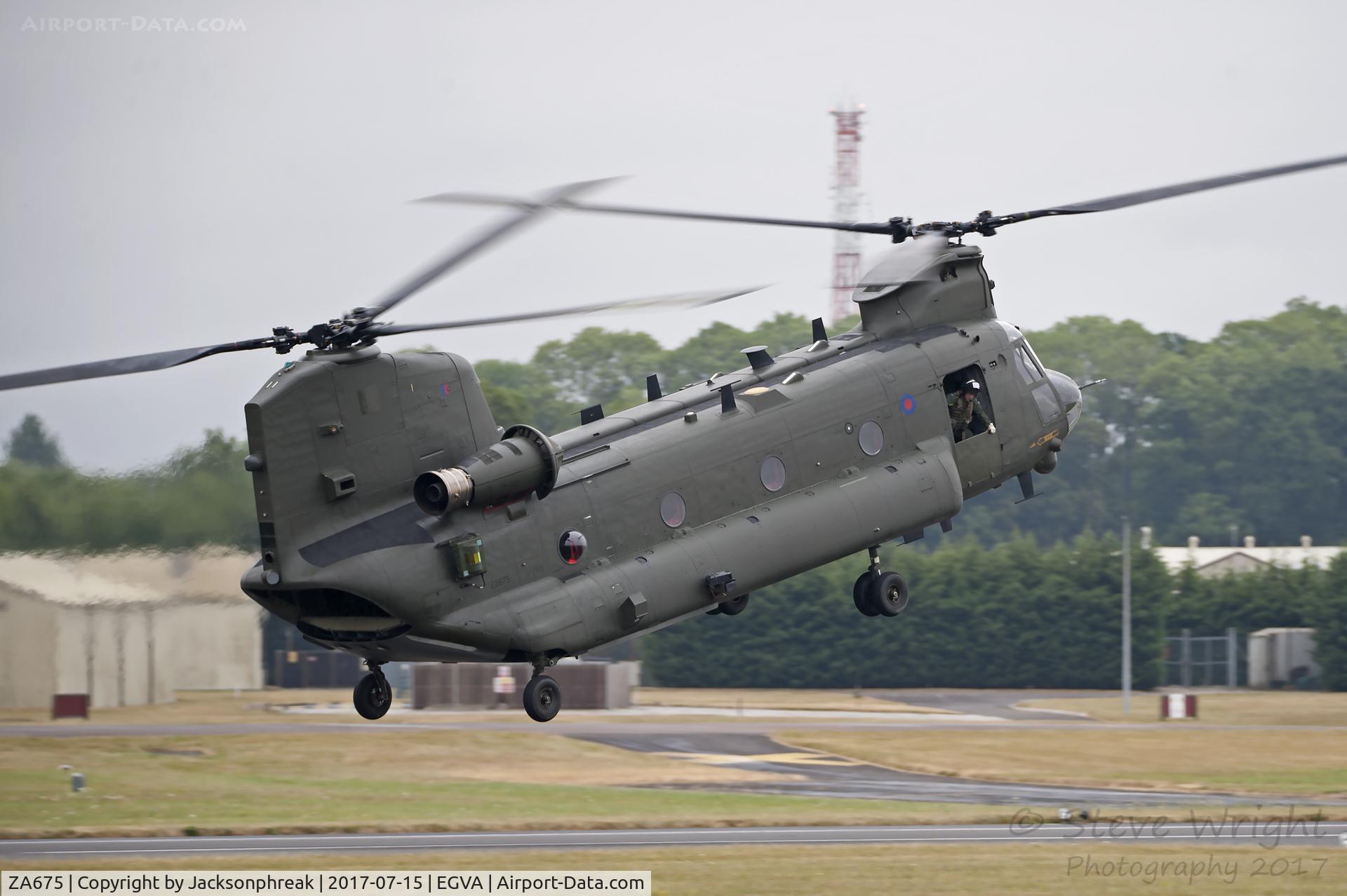 ZA675, Boeing Vertol Chinook HC.4 C/N M/A006/M7009,, Royal International Air Tattoo 2017 RAF Fairford UK