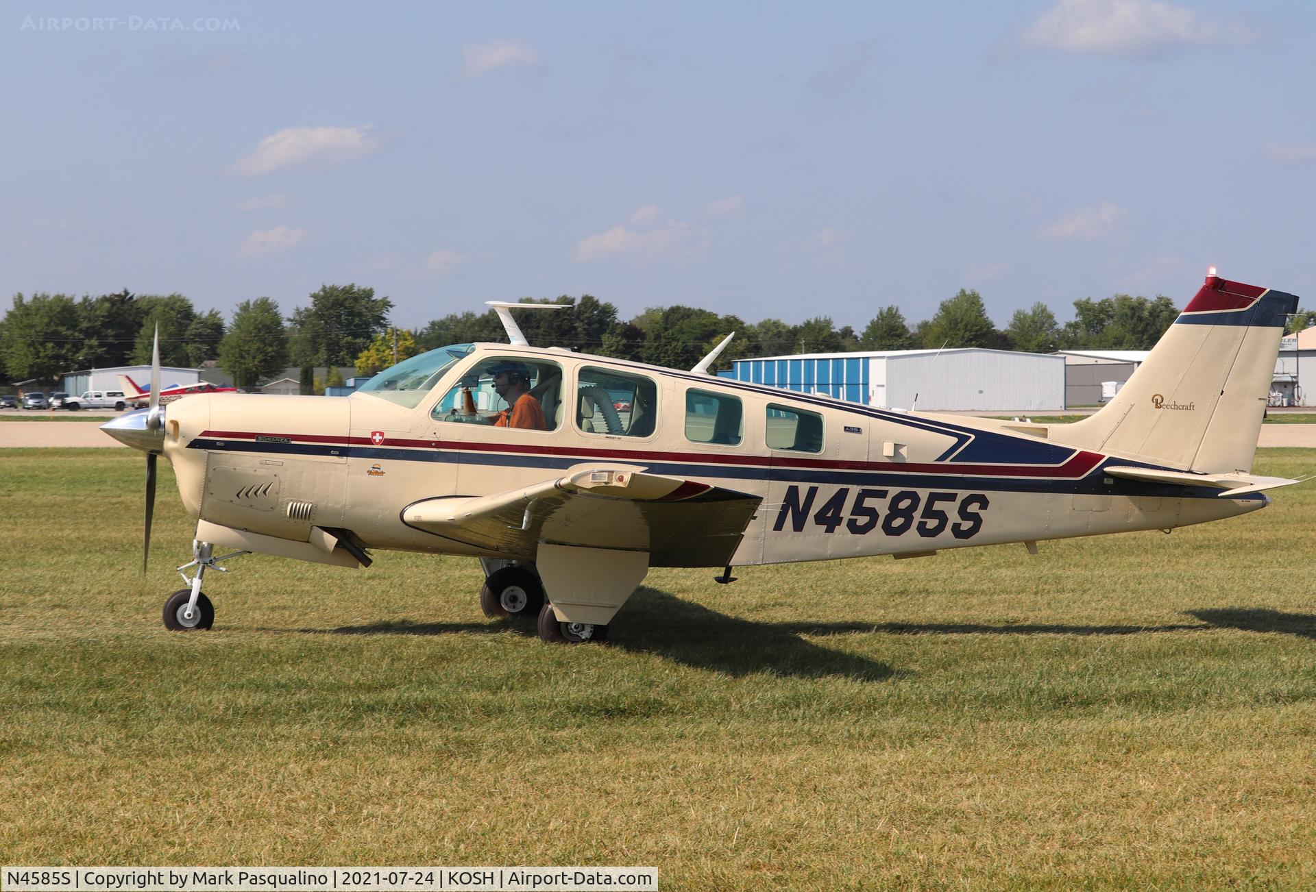 N4585S, 1975 Beech A36 Bonanza 36 C/N E-752, Beech A36