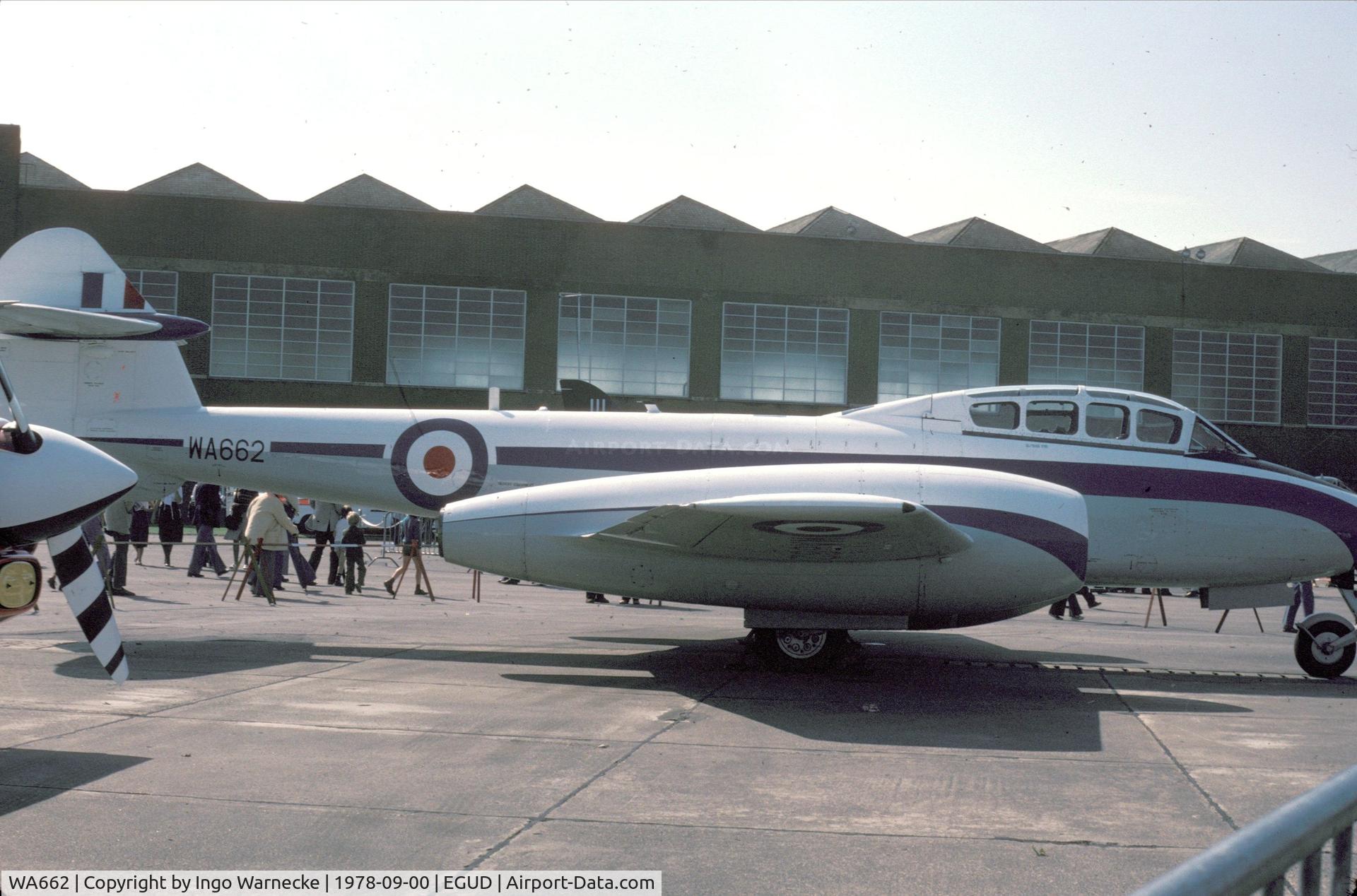 WA662, 1950 Gloster Meteor T.7 C/N Not found WA662, Gloster Meteor T7 at 1978 RAF Abingdon air show