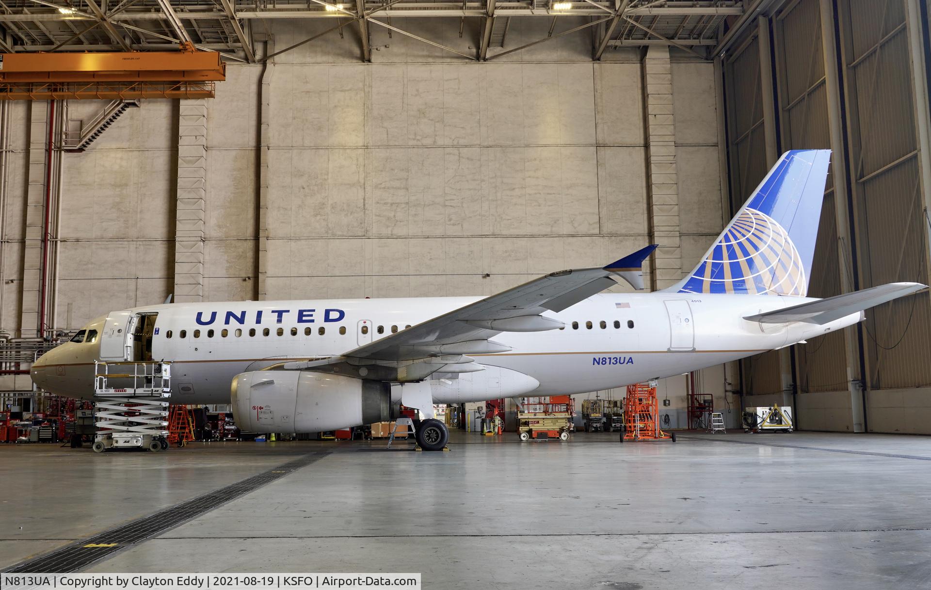 N813UA, 1998 Airbus A319-131 C/N 858, SFO 2021.