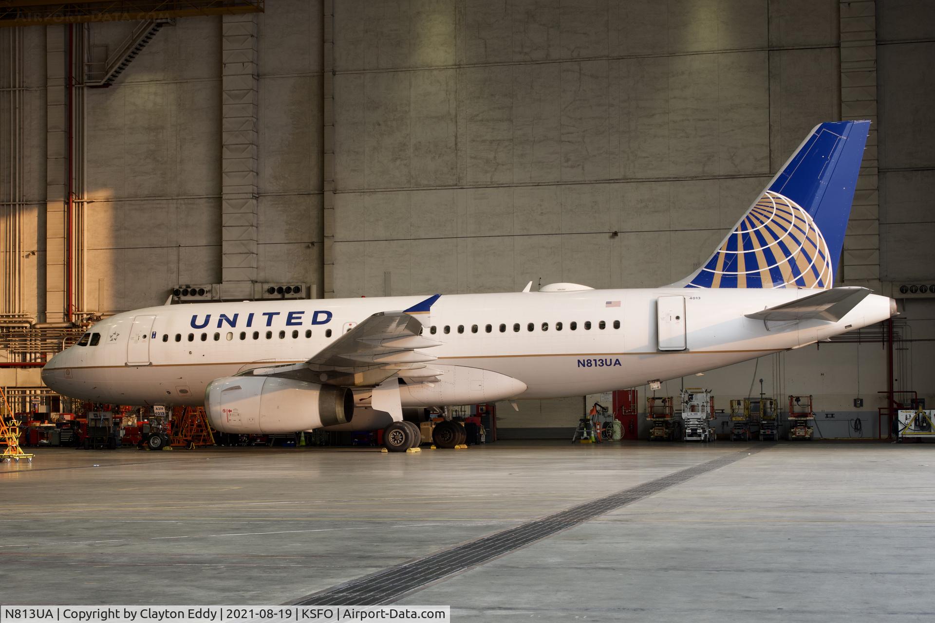 N813UA, 1998 Airbus A319-131 C/N 858, SFO 2021.