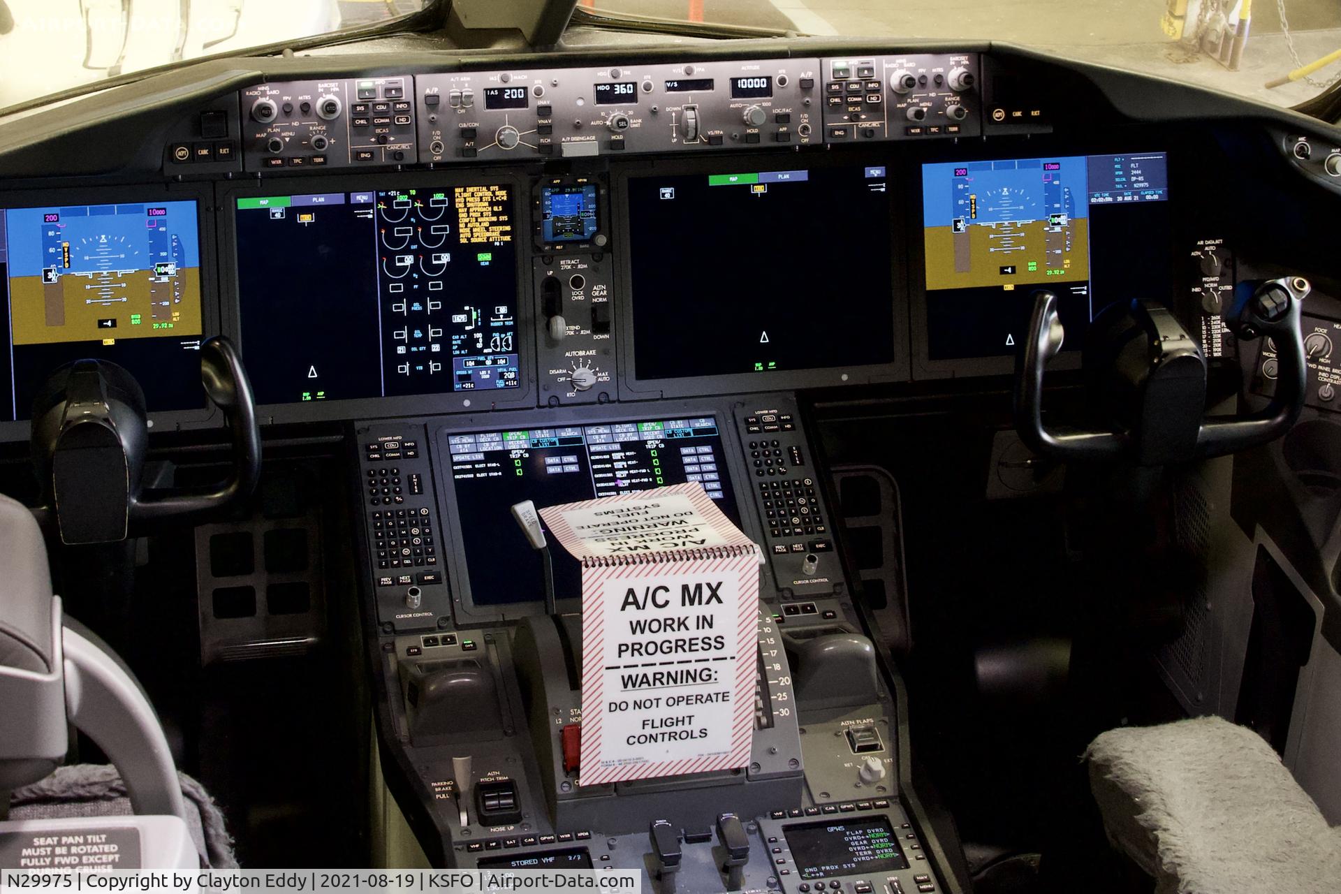 N29975, 2020 Boeing 787-9 Dreamliner C/N 66134, Flightdeck. SFO. 2021.