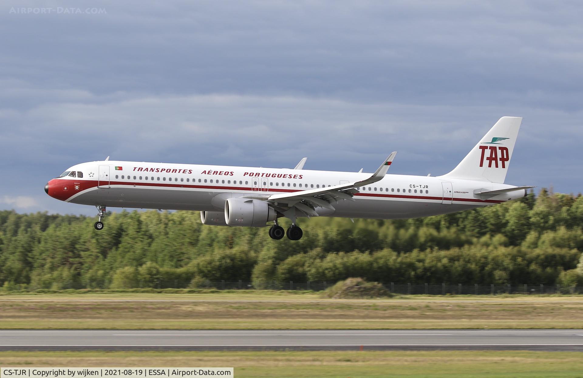 CS-TJR, 2020 Airbus A321-251NX C/N 10105, RWY 26