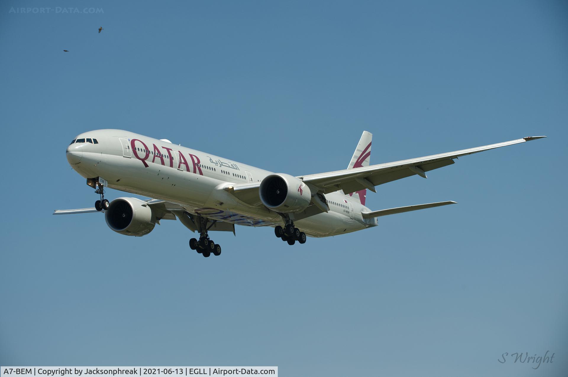 A7-BEM, 2017 Boeing 777-300/ER C/N 64088, On finals at London Heathrow UK
