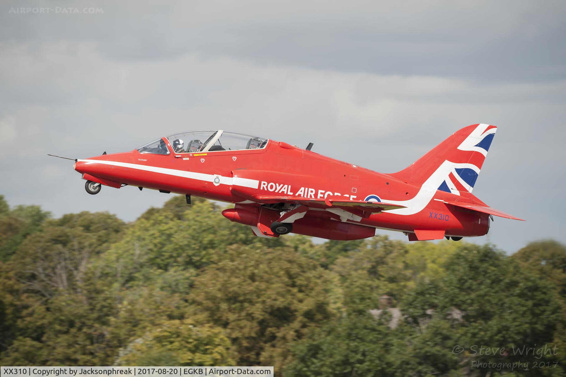XX310, 1980 Hawker Siddeley Hawk T.1W C/N 145/312135, Biggin Hill Airshow UK