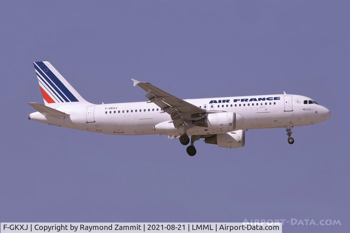 F-GKXJ, 2002 Airbus A320-214 C/N 1900, A320 F-GKXJ Air France