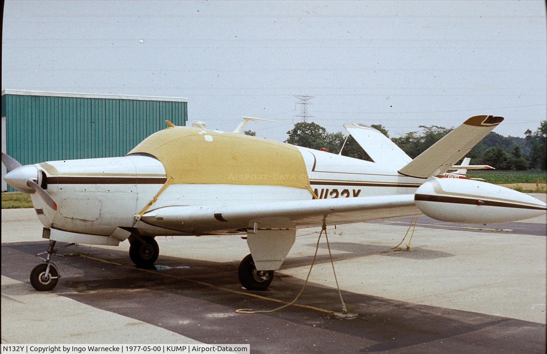 N132Y, 1954 Beech E35 C/N D-3861, Beechcraft E35 Bonanza at Indianapolis Metropolitan Airport, Indianapolis IN