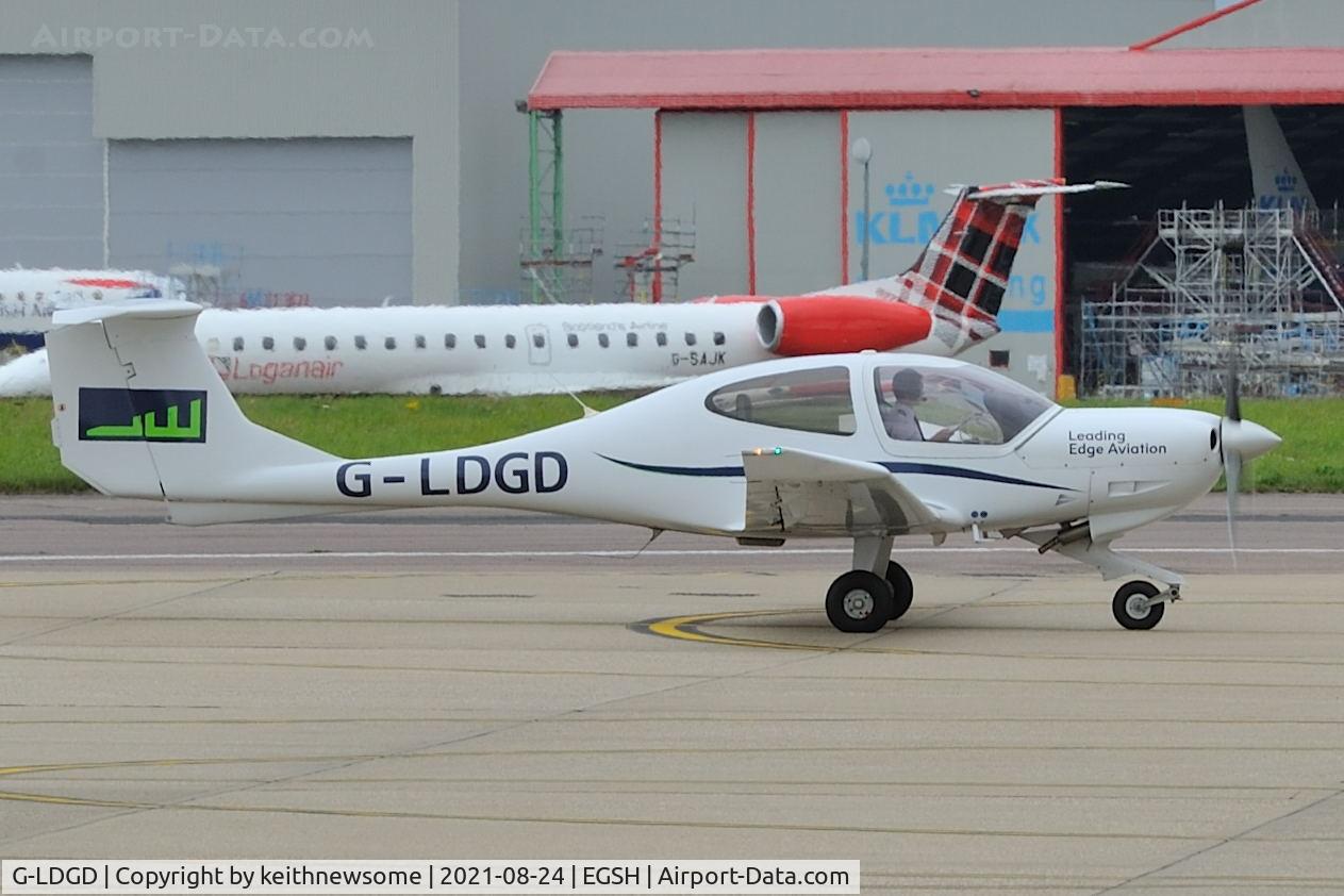 G-LDGD, 2008 Diamond DA-40D Diamond Star C/N 40.DS002, Leaving Norwich for Kidlington.