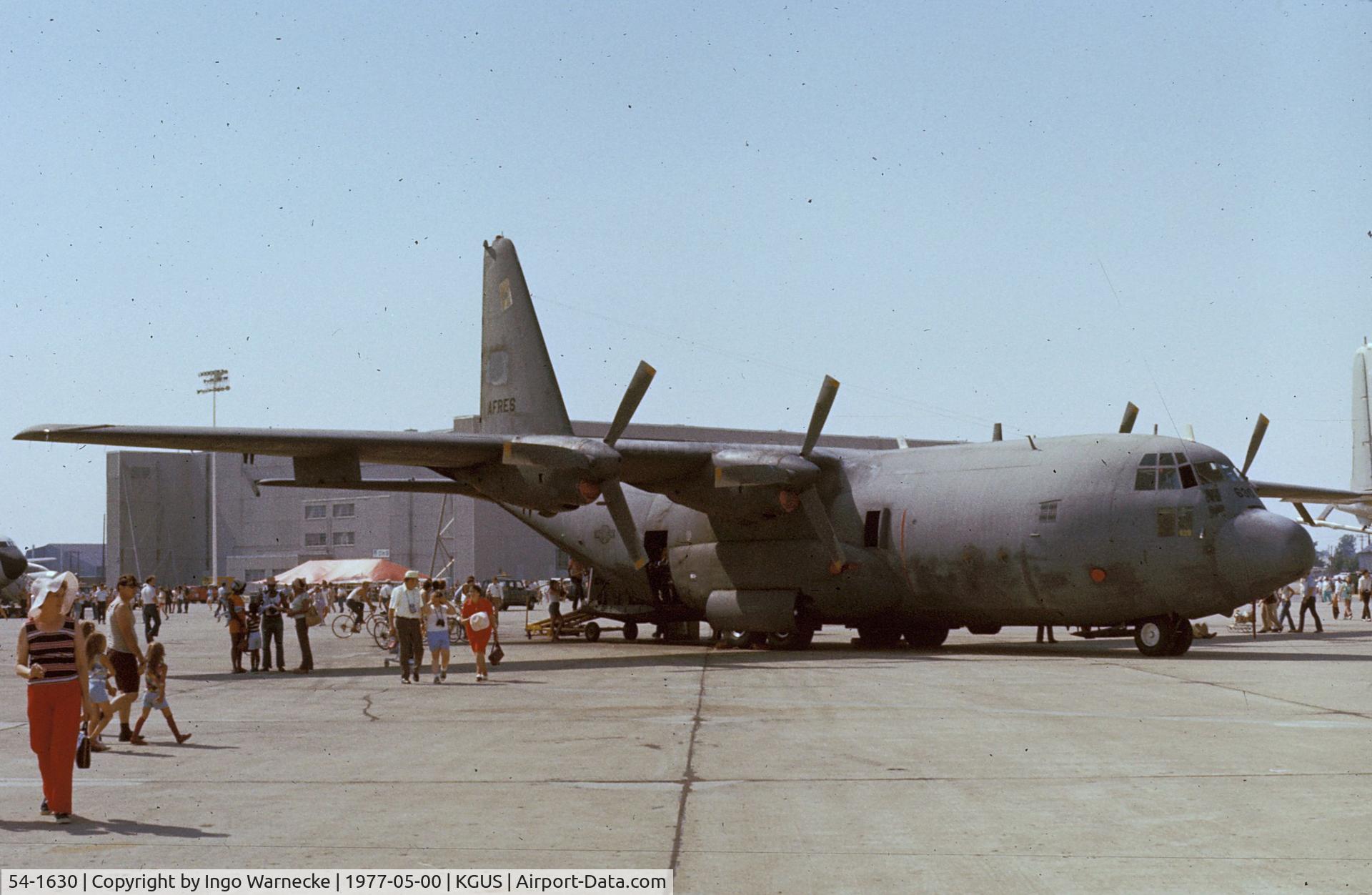 54-1630, 1954 Lockheed AC-130A-LM Hercules C/N 182-3017, Lockheed AC-130A Hercules Spectre of the USAF at the 1977 airshow at Grissom AFB, Peru IN
