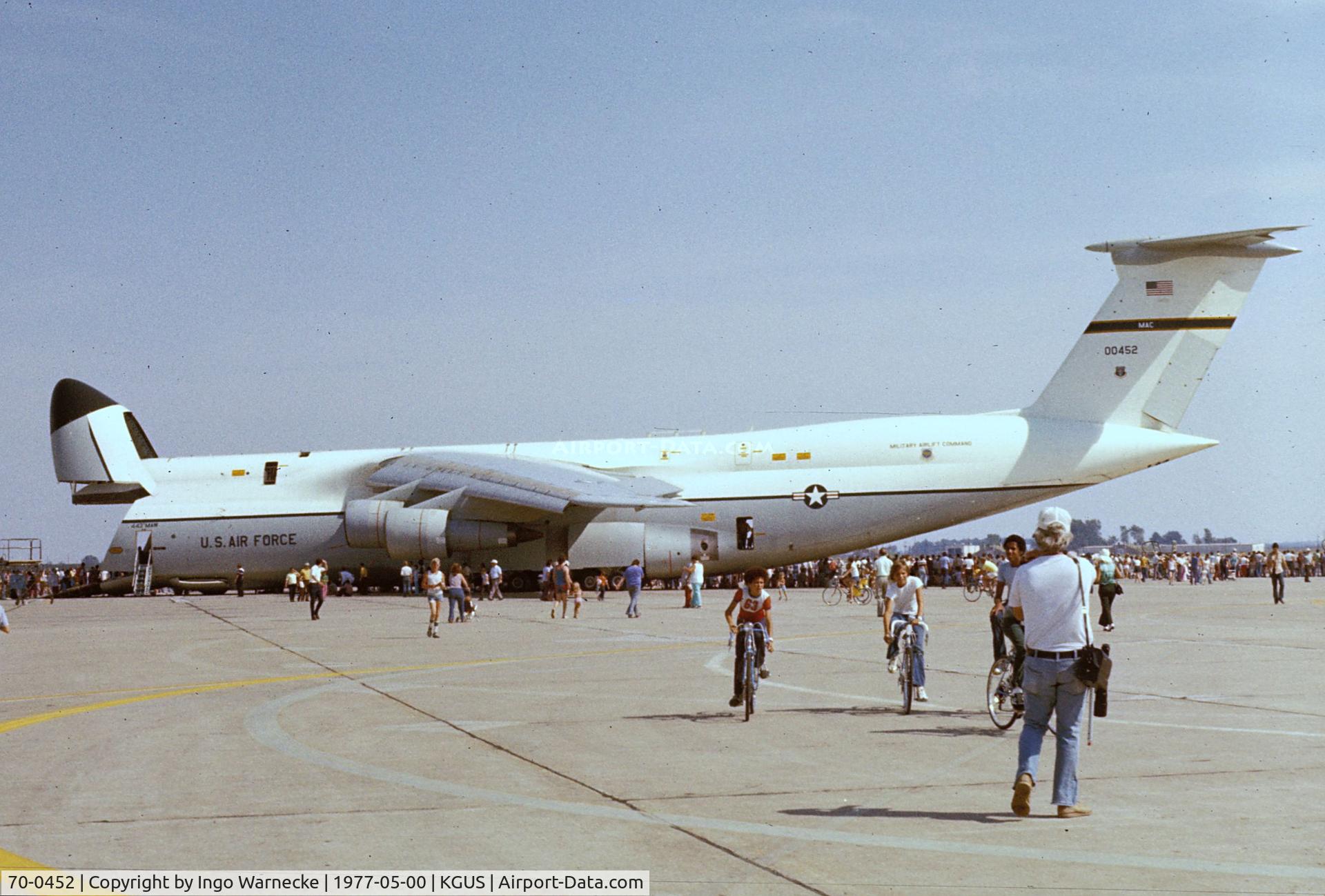 70-0452, 1970 Lockheed C-5A Galaxy C/N 500-0066, Lockheed C-5A Galaxy of the USAF at the 1977 airshow at Grissom AFB, Peru IN
