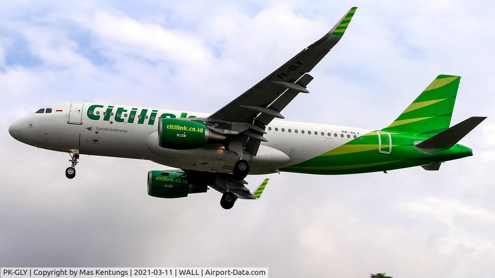 PK-GLY, 2013 Airbus A320-214 C/N 5830, This photo were taken at Balikpapan