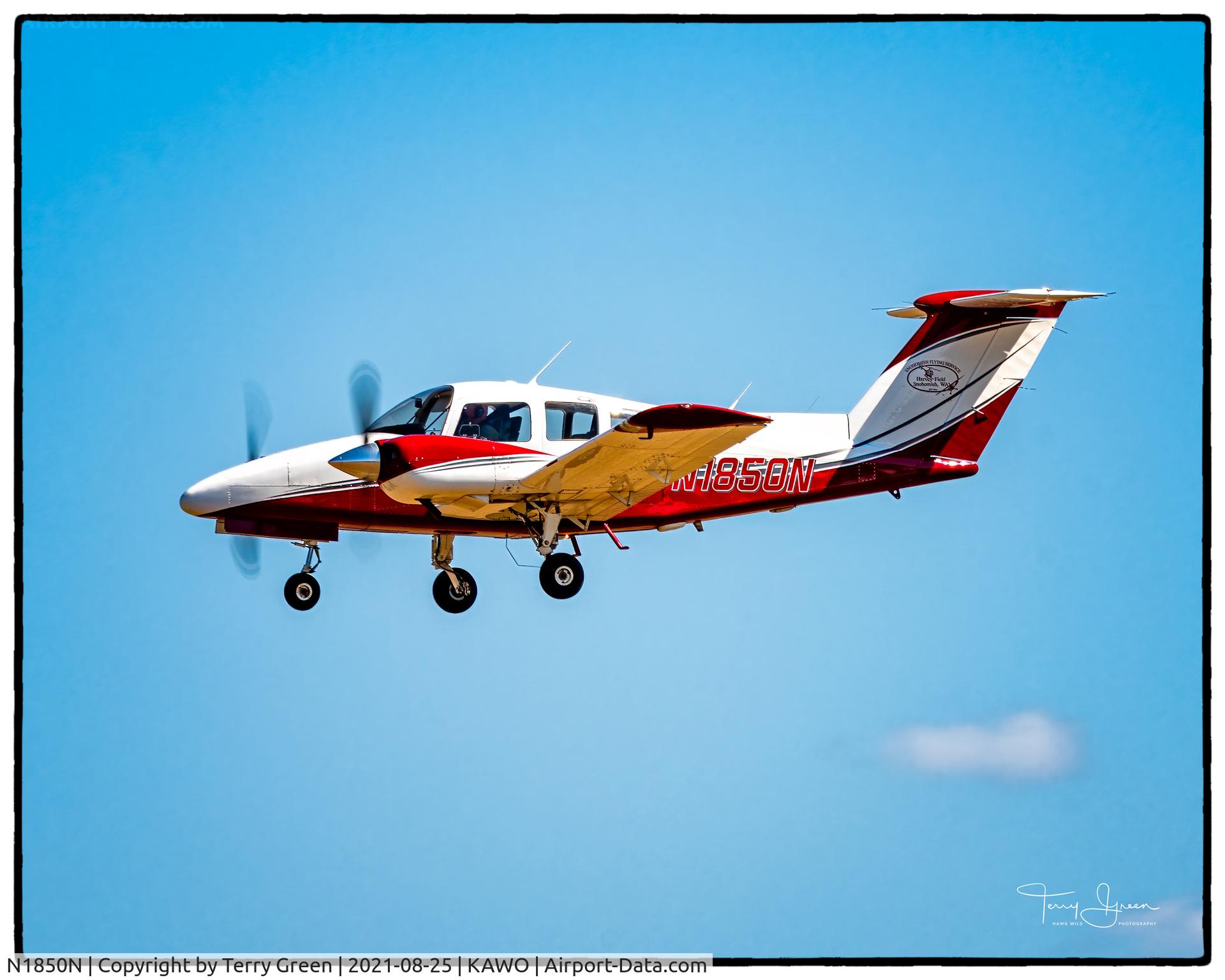 N1850N, 1981 Beech 76 Duchess C/N ME-429, Snohomish Flying Service