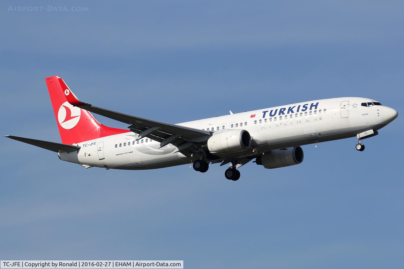TC-JFE, 1998 Boeing 737-8F2 C/N 29767/95, at spl