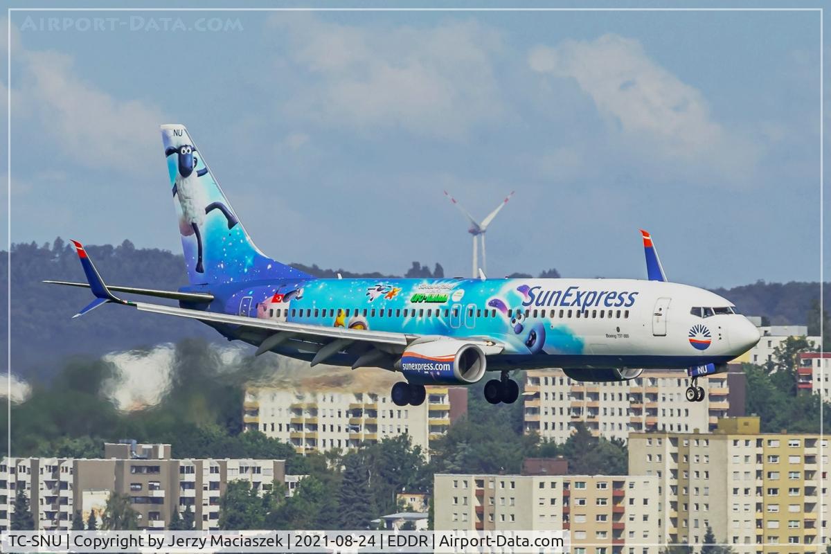 TC-SNU, 2010 Boeing 737-8HC C/N 40756, 2010 Boeing 737-8HC, c/n: 40756