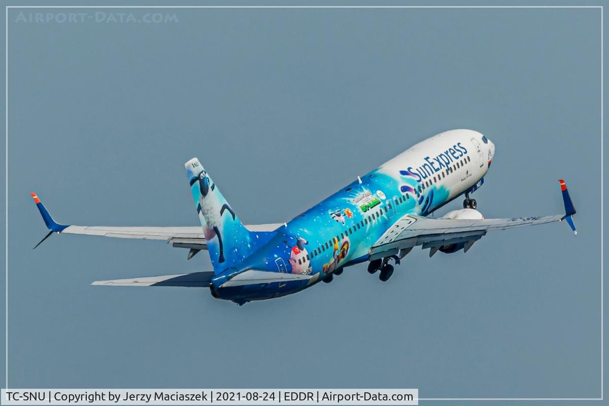 TC-SNU, 2010 Boeing 737-8HC C/N 40756, 2010 Boeing 737-8HC, c/n: 40756