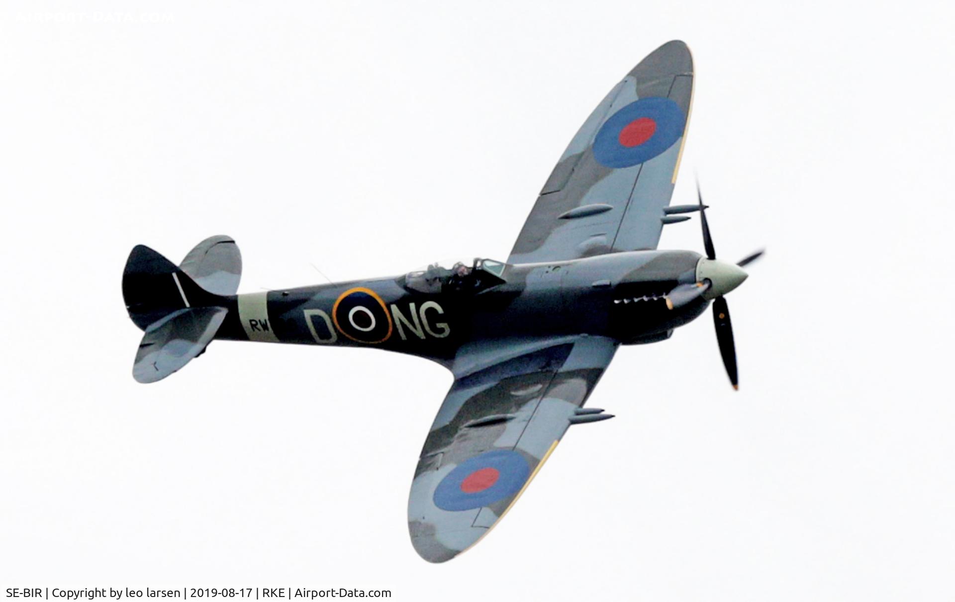 SE-BIR, 1945 Supermarine 361 Spitfire LF.XVIe C/N CBAF.IX.4644, Roskilde Air Show 17.8.2019