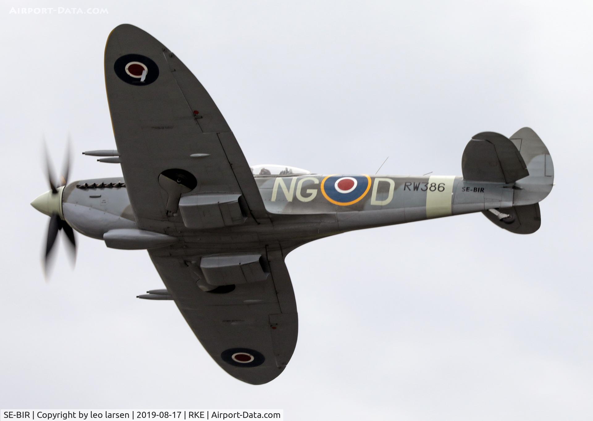 SE-BIR, 1945 Supermarine 361 Spitfire LF.XVIe C/N CBAF.IX.4644, Roskilde Air Show 17,8,2019
